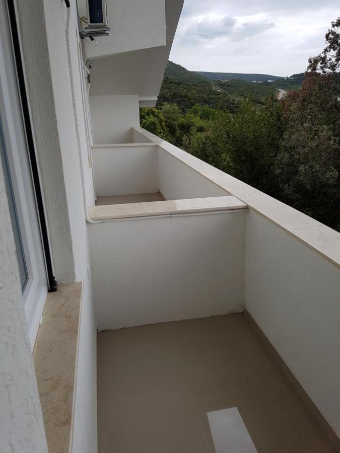 Apartment Ebra *