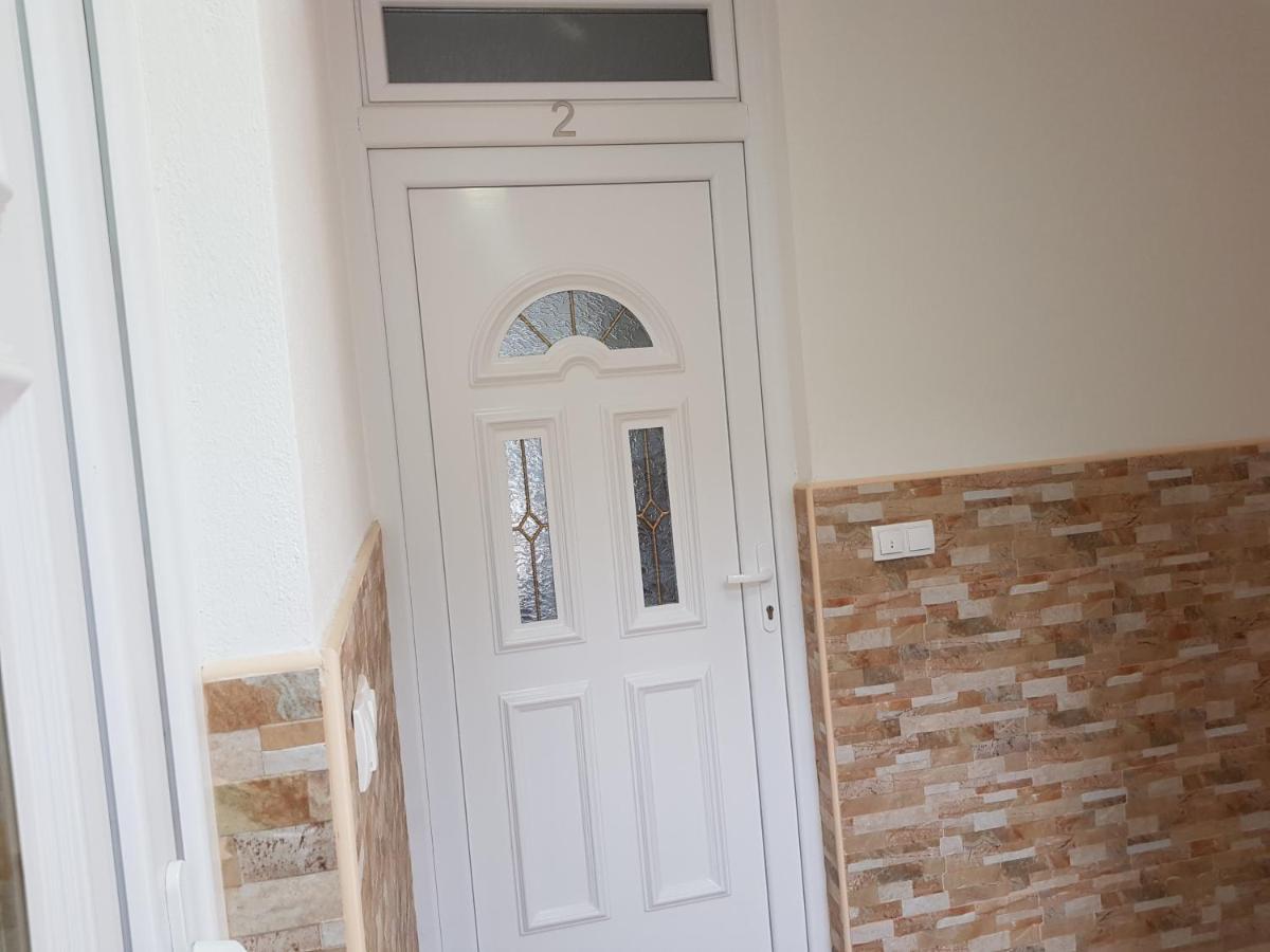 Apartment Ebra *
