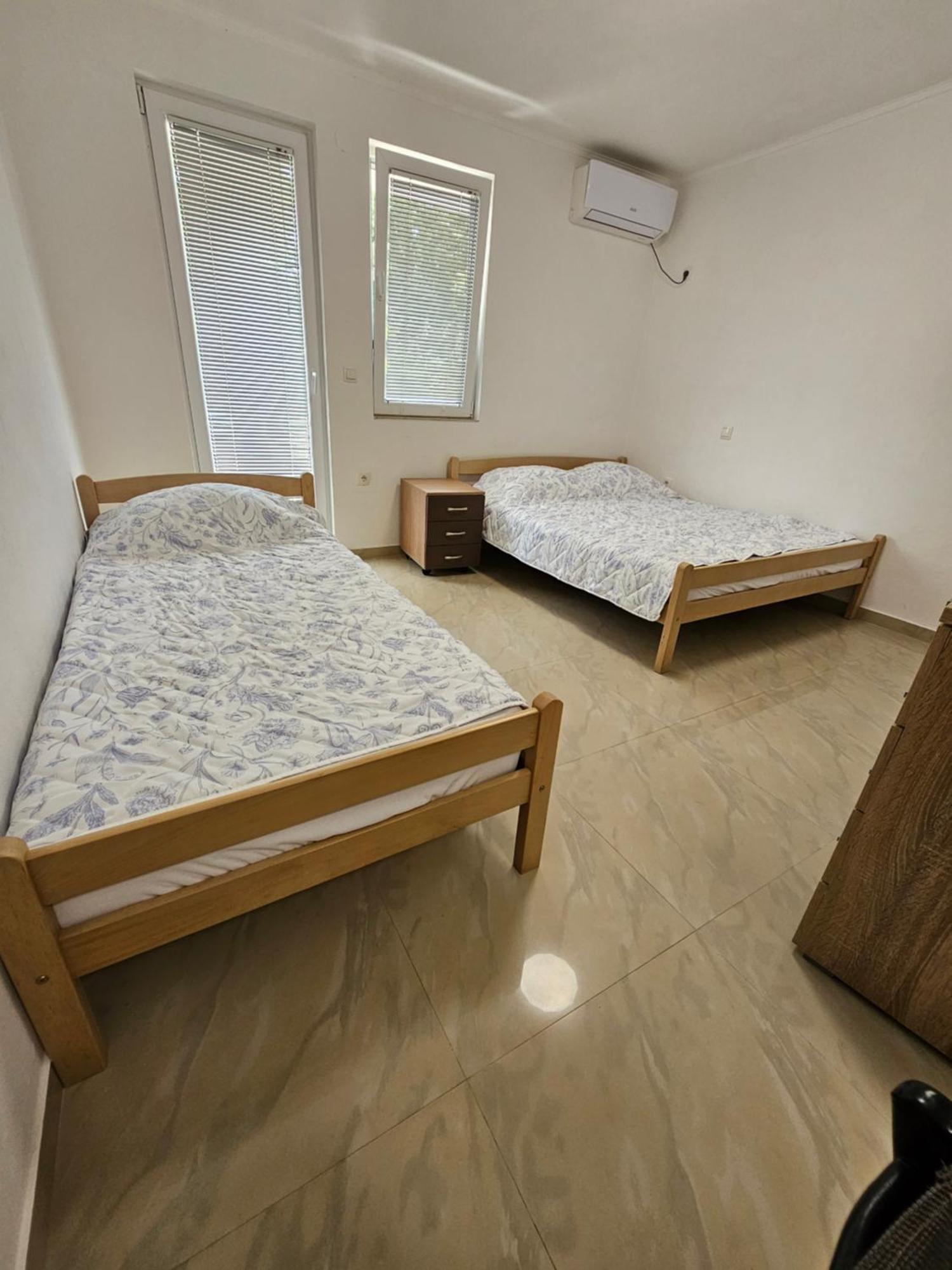 Apartment Ebra *